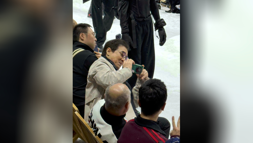 笑死！马龙学成龙打拳申请一级难度系数，网友：一个敢问一个敢教