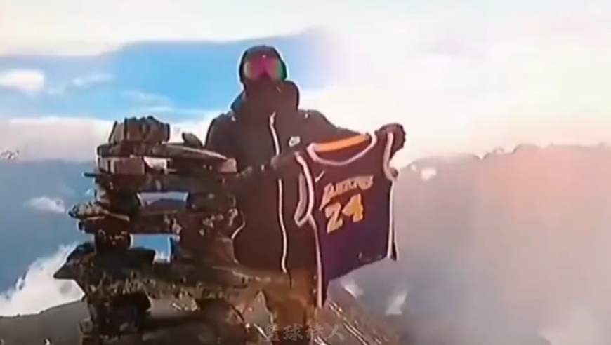 当科比离世之后，全世界的球迷都是如何来纪念他的？