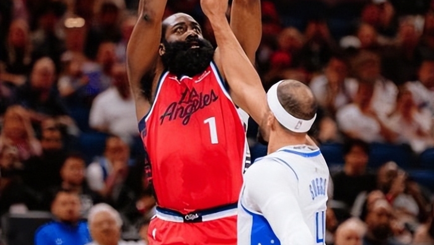 狂轰55分爆砍61分！历史首人，全联盟以为他老了！他却逆天改命