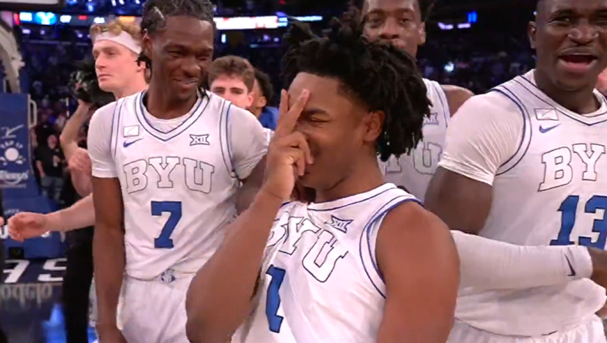 赖特神奇三分压哨绝杀！本场砍17+5+3 杨百翰22分大逆转克莱姆