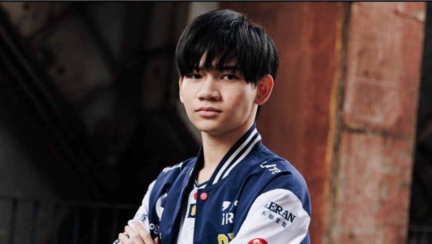 这才是全华班！CFO 32分钟砍翻卫冕冠军T1，挺入2-0组