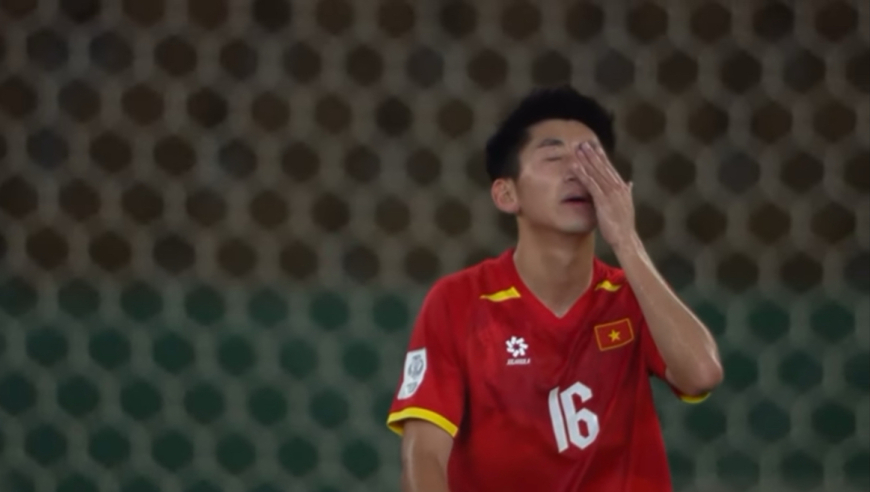 杀人诛心！越南解说员无奈说道：中国队太快了我们真守不住了