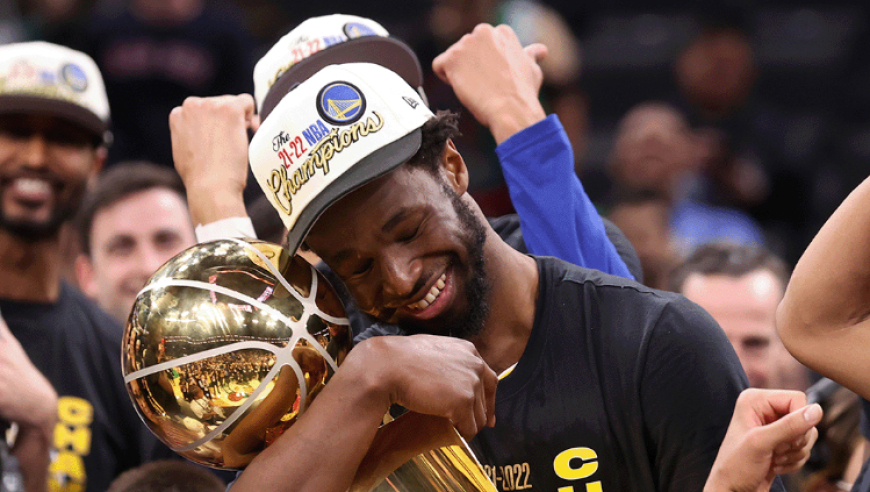 维金斯留给勇士的，依然是一个笑容