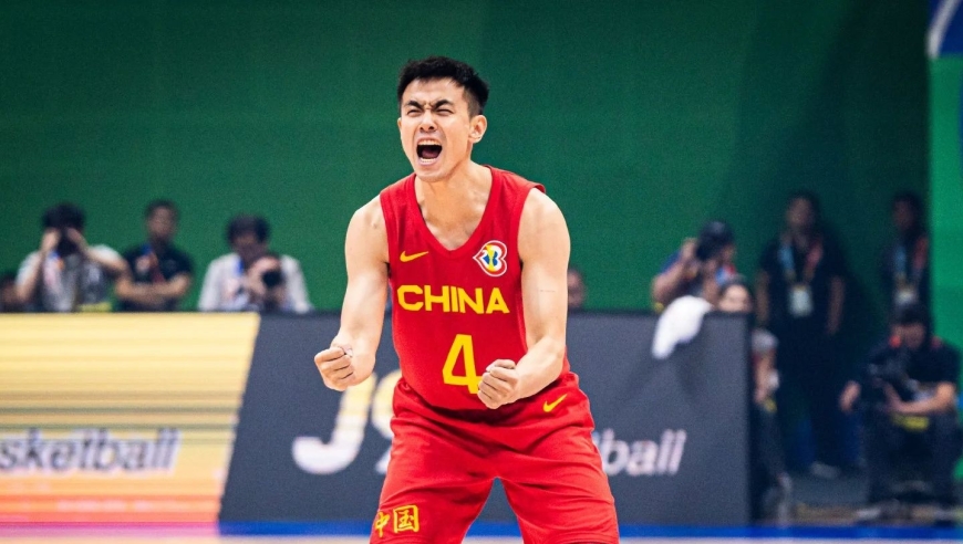 哇塞！曝将签约4年顶薪合同！中国男篮顶级后卫
