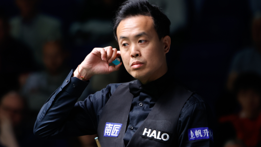 傅家俊打球快到离谱 一杆清台轰破百 累坏裁判