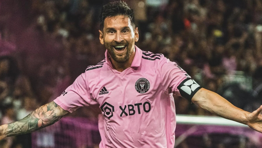 石破天惊！梅西突施冷箭打穿5人包夹，迈阿密8分钟两世界波扳平