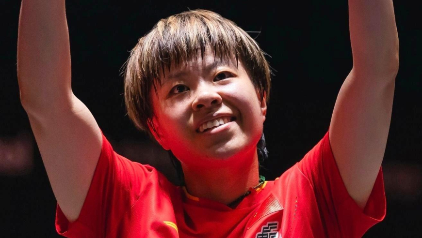 赛帧 | 王艺迪高举双拳！赢桥本尽情释放情绪，赛前钻研孙颖莎录像