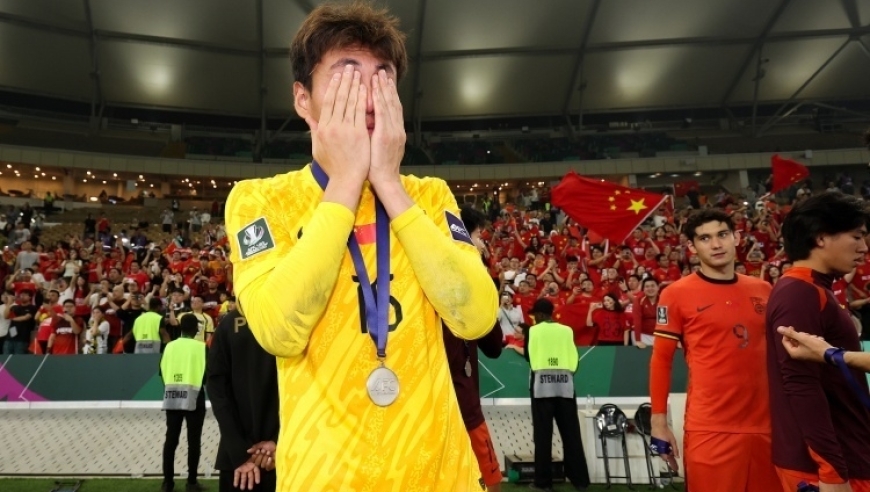 李昊痛哭离场！3年两次落泪，从八强到亚军，下一个目标夺冠