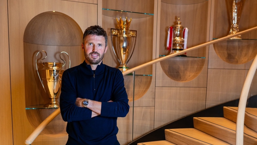 足坛一夜动态：曼联官宣卡里克！曼城2-0 皇马巨星辟谣与阿隆索不和