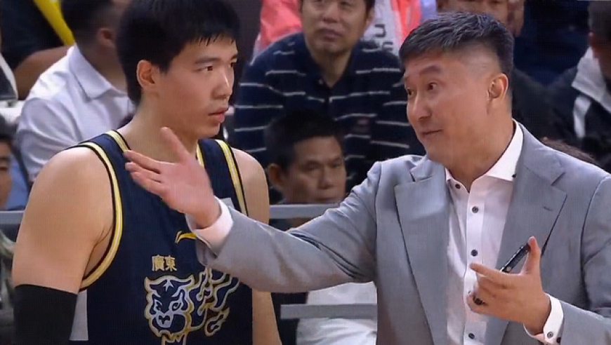 广东大胜新疆背后 是杜锋彻底变脸 焦泊乔爆发打脸质疑？