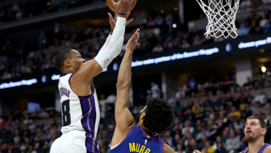 国王爆冷战胜掘金，险些失业反倒成大腿，与其摆烂不如看齐威少！