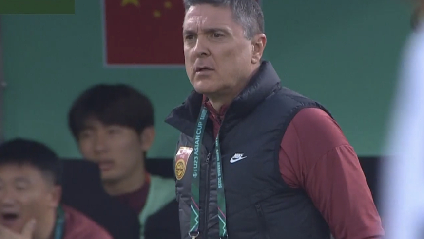 中国队为决赛留了一手！20岁中场猛将复出：身价45万欧高于蒯纪闻