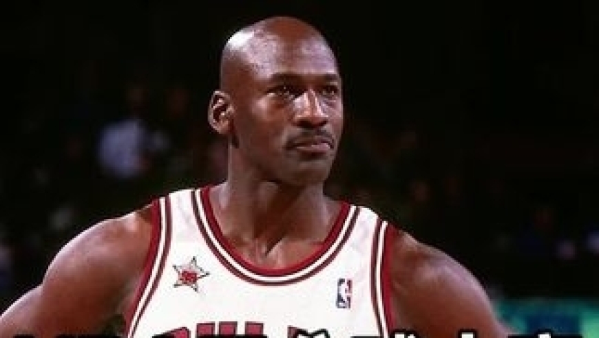 体坛记忆｜参加NBA三分球大赛点球星里，谁的表现最拉胯！你绝对意想不到！