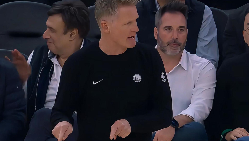 差距明显！雷霆首节一分钟就狂轰11分碾压勇士 科尔都要红温了