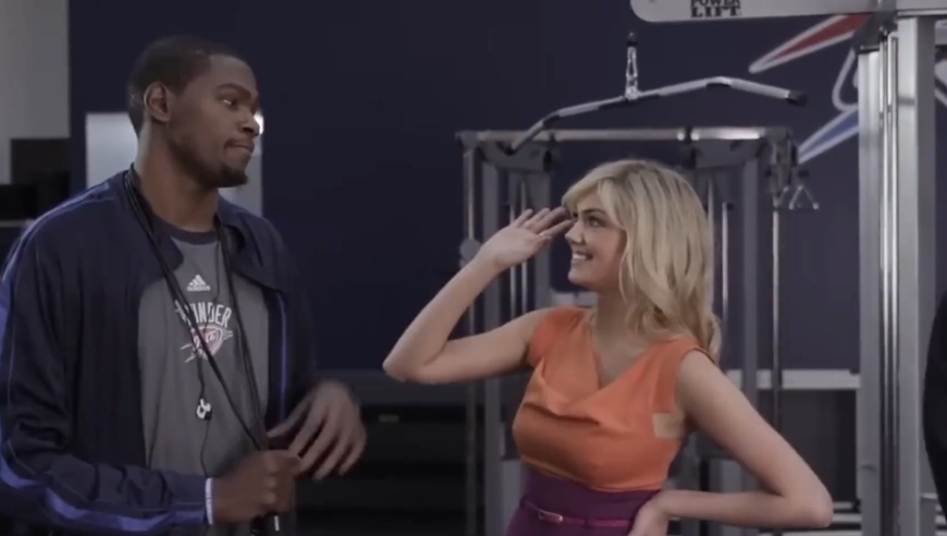 体坛记忆｜8年换8任女朋友，凯文杜兰特究竟有多压抑？