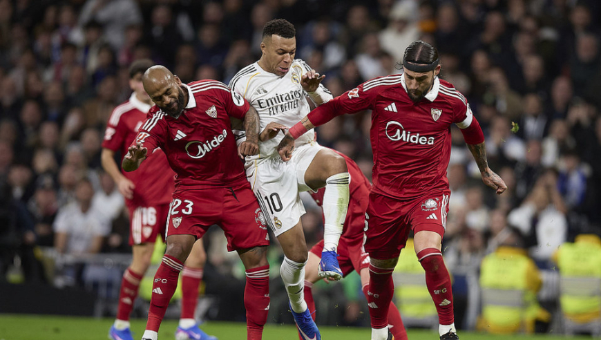 皇马，你配不上姆巴佩的付出！看看你给他配的都是什么队友？