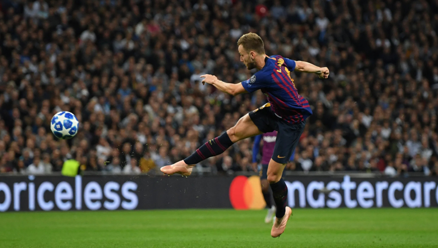 叹为观止！凌空抽射破门合集 每一脚都是天外飞仙