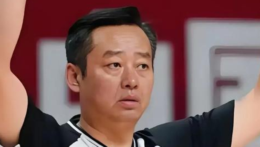 名哨崔哲雄谢幕！功成身退仍留争议？这些焦点战至今热议