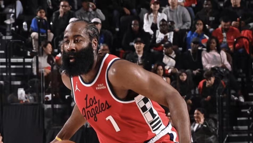 末节18分！战神卡轰45+7豪取6连胜，哈登20分，李凯尔创得分纪录