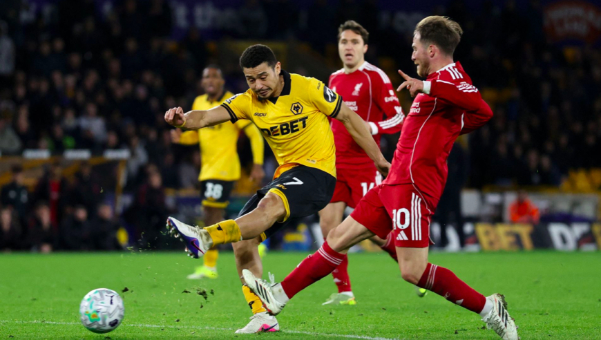 94分钟绝杀！英超：狼队2-1终结利物浦3连胜 萨拉赫破荒难救主