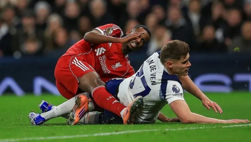 利物浦遭重创！伊萨克进球后伤退 伤病分析博主：预计伤停9个月