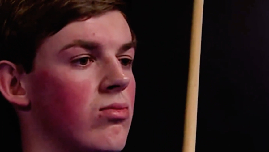 丁俊晖最强斯诺克，仅一杆就怒追十二分，对手含泪送赛点局｜体坛记忆