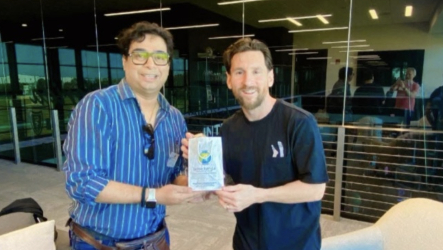 惹怒8万球迷！梅西印度行组织者在机场被逮捕 向警方承诺全额退票