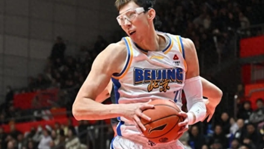 随着北京、辽宁险胜！CBA神奇一幕诞生，新排名乱了！前4战绩一模一样