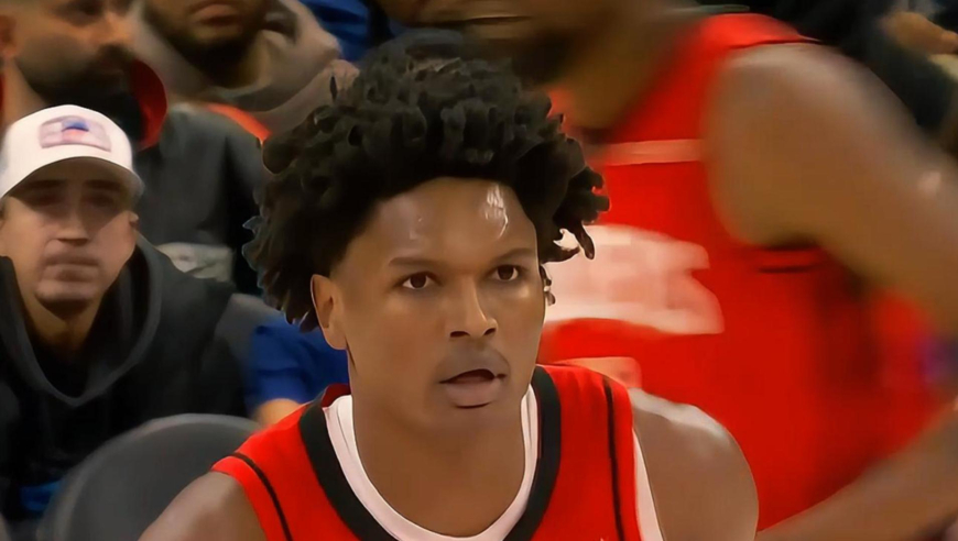 困境见英雄！活塞追回分差 杜兰特+阿门+奥科吉联手7分助火箭稳住局势