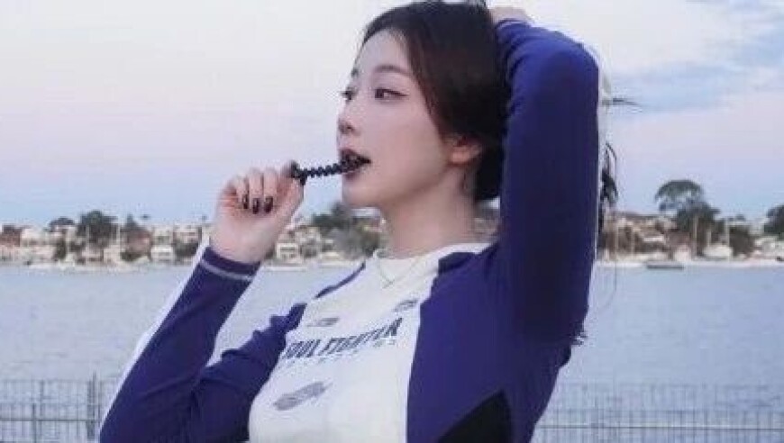 中单位压力大，LPL季后赛的八支队伍有六位中单打过S赛决赛；Ruler：LPL最佳比赛是泽丽2V4，S赛是23年打KT！