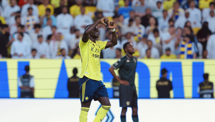 C罗缺席胜利豪取五连胜！暂登顶积分榜，马内建功，连刷4纪录