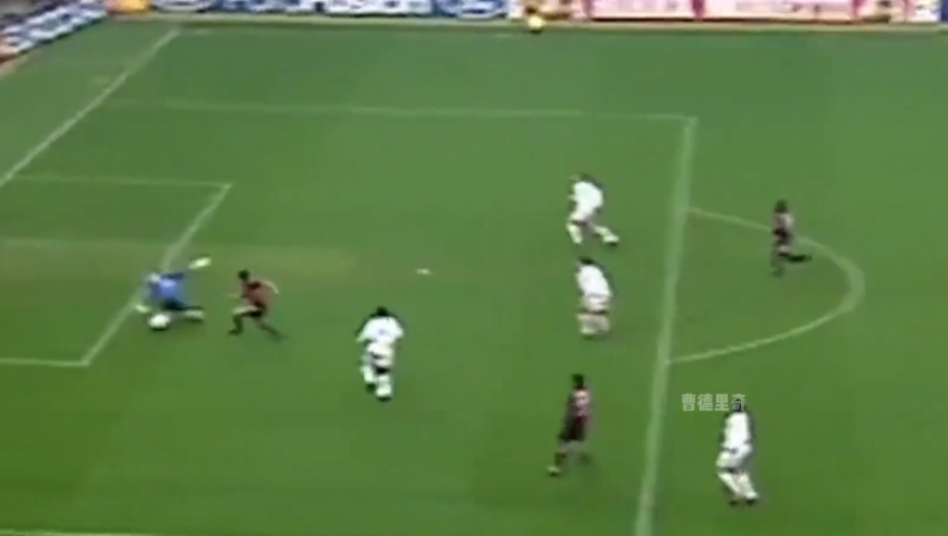 体坛记忆｜因扎吉米兰生涯十佳进球，出生在越位线上的杀手