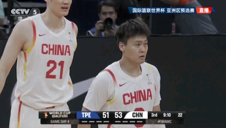 对攻战开启！陈盈骏飙三分助中国台北拉开分差 赵睿三分两连击回应