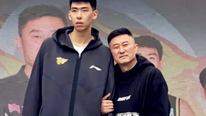 徐昕受伤始末！广东3人连续&ldquo;撞击&rdquo;，杜锋指导真不念师徒情