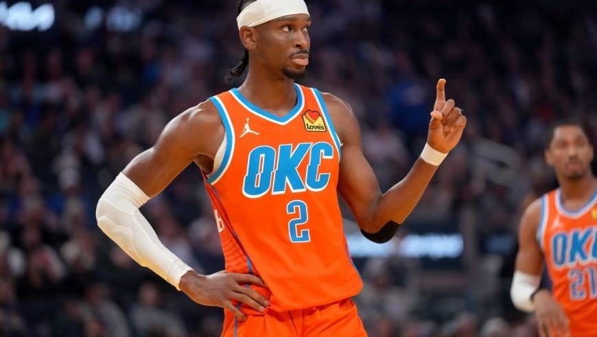 雷霆苦主出现！亚历山大33+8燃尽！难耐切特被完爆，马刺天赋碾压