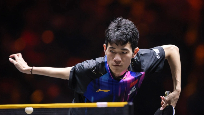 先灭张本智和，再胜日本黑马！国乒小将3-2晋级八强约战世界第7