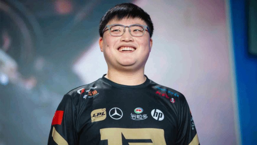 网瘾还是想复出？Uzi疯狂打排位到凌晨，练习炸弹人和韦鲁斯等英雄