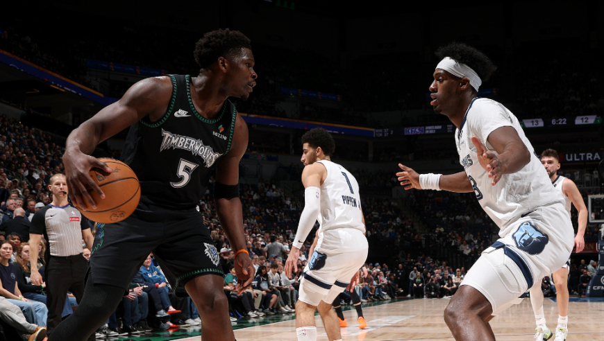 森林狼灰熊决胜时刻：考沃德助灰熊轰12-0反扑 爱德华兹两罚定胜局