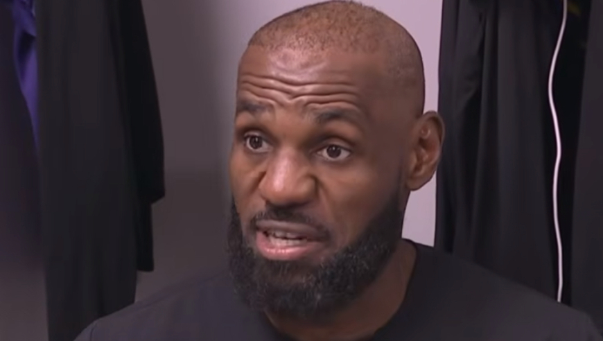 詹姆斯：媒体很喜欢写没有勒布朗湖人更好 但他们完全错了