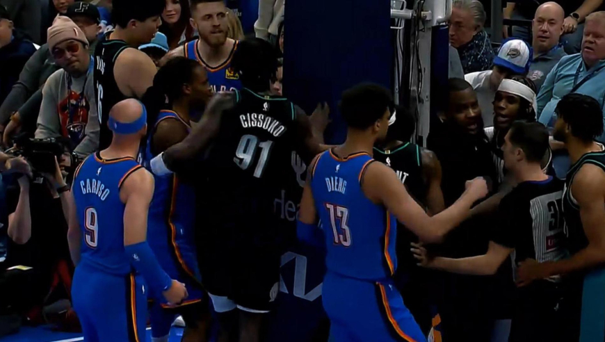 首次参与冲突！雷霆开拓者爆发集体冲突 杨瀚森加入其中拉开哈滕