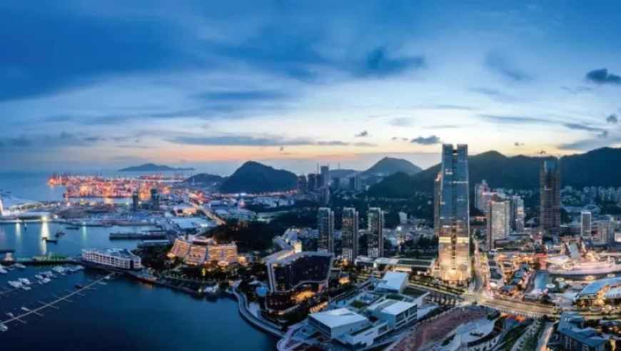 打游戏打出千亿产业！南山，藏不住了