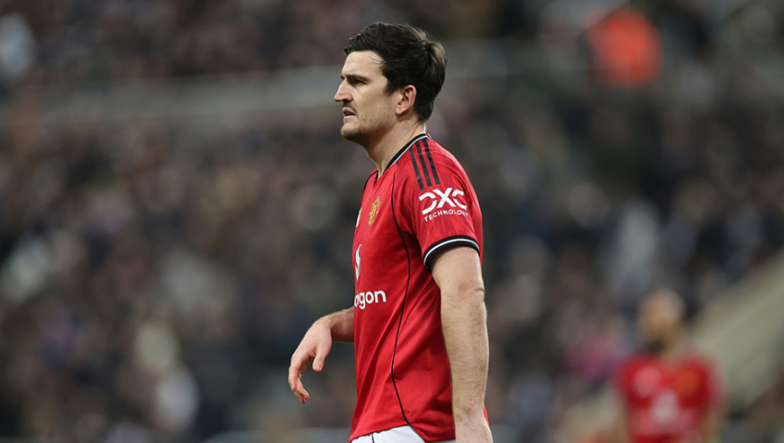 半场多打1人遭绝杀！英超：曼联1-2十人纽卡 12轮首败 B费送点+助攻