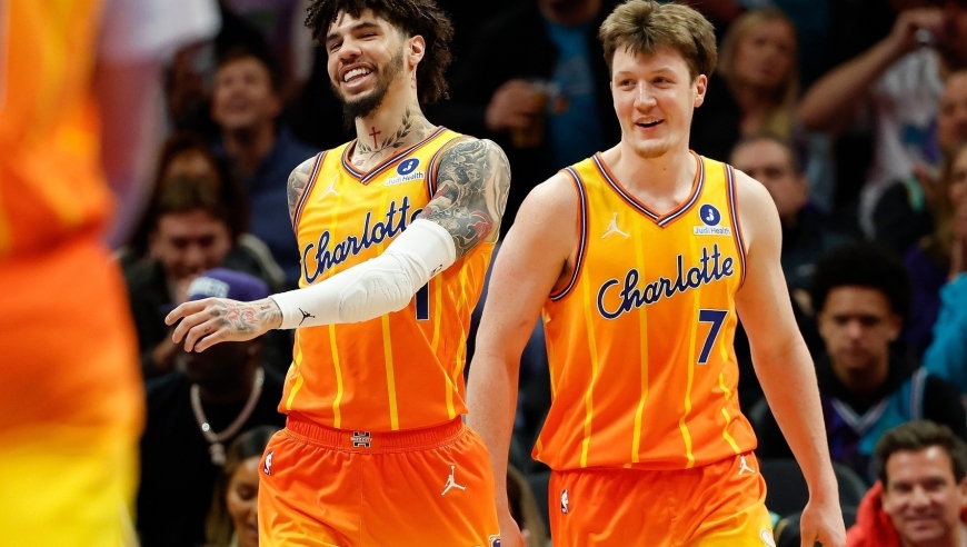 时隔10年再拿6连胜，鱼腩连斩西部前三！12战11胜五虎创联盟第一