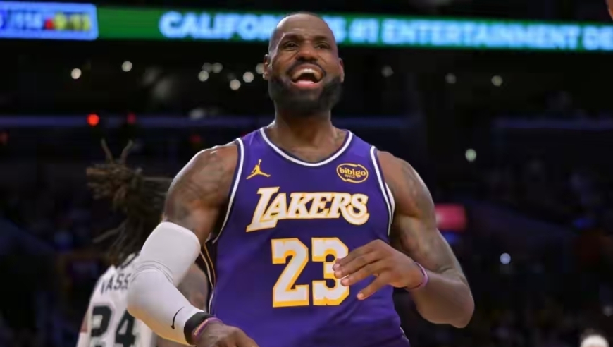 3万分+5千篮板+5千助攻！杜兰特成第6位做到的球员，另外5人是谁