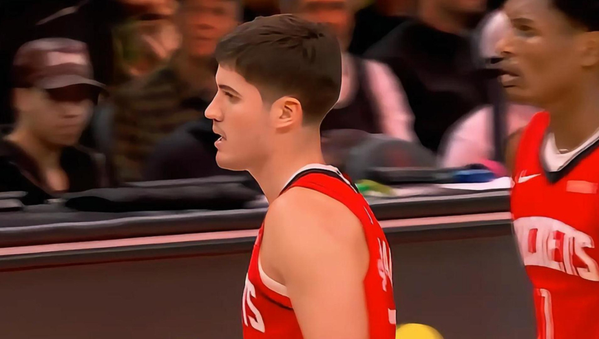 困境见英雄！凯尔登哈珀联手4分 谢泼德回应8分助火箭末节反超马刺