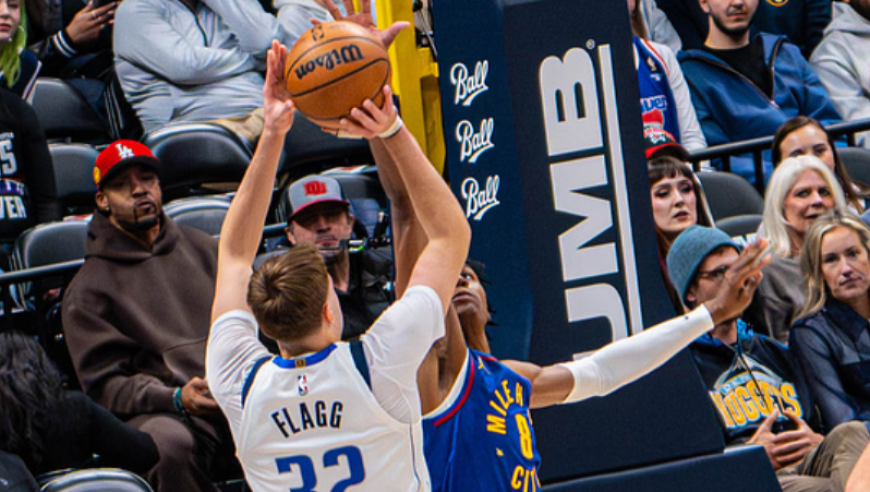 掘金大爆冷！约基奇29+20浓眉32+13，状元24+8穆雷受伤，克莱15+5