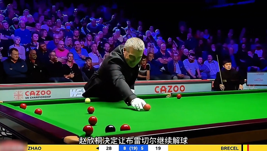 体坛记忆｜ 夺冠之路最关键斯诺克，小和尚无奈爆杆解球，赵心童诠释攻防兼备