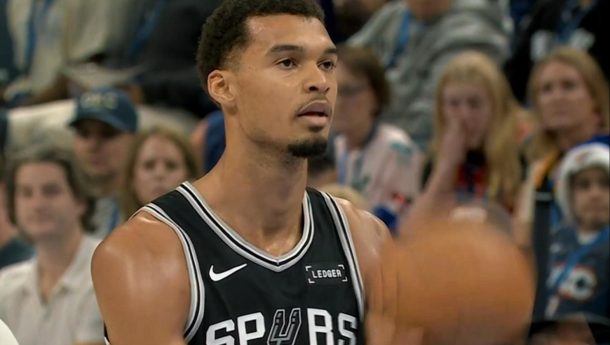 三杀雷霆！文班亚马vs雷霆19分11篮板集锦：单打切特+强吃哈滕