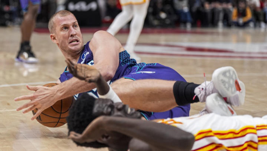 主动发声，杜兰特引发热议，鱼腩球队完成逆袭，火箭或面临解体！