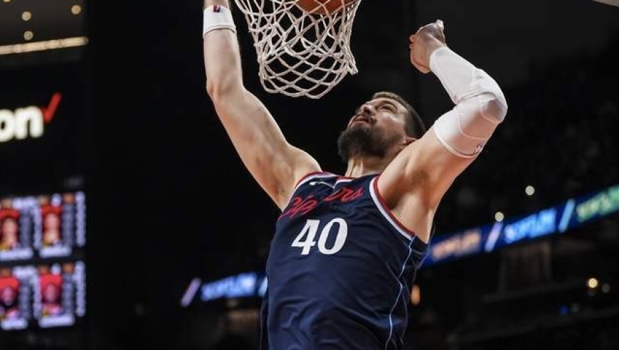 一夜11笔交易达成！字母哥留队，快船阵容大变，火箭沦为看客